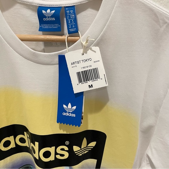 adidas • men’s city artist life tee - Picture 5 of 5